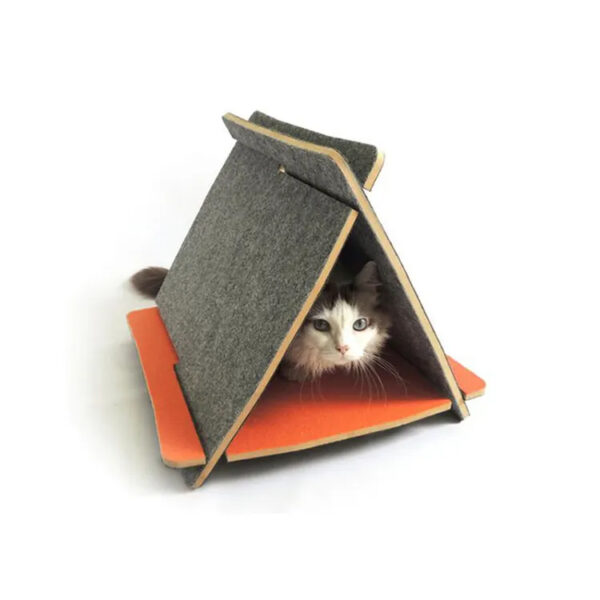 Triangle Wood Pet Cave Bed​​