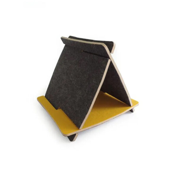 Triangle Wood Pet Cave Bed​​