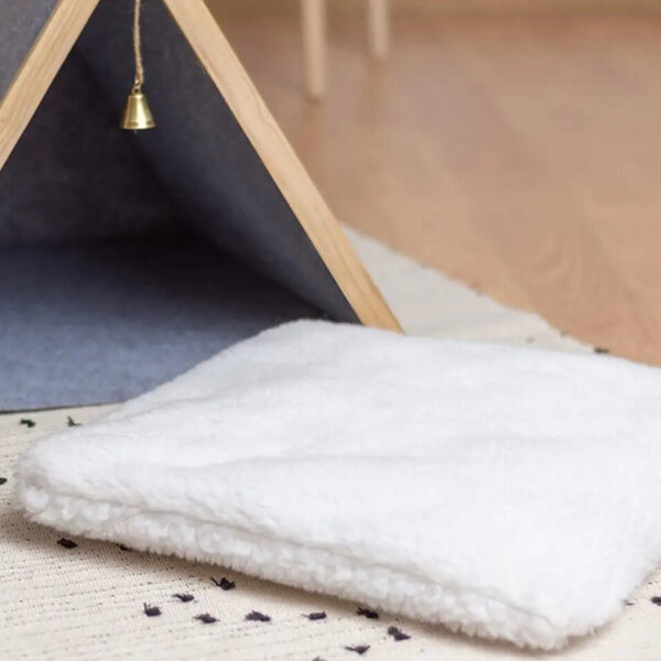 ​​Hypoallergenic Felt Pet Tent with Pillow​​